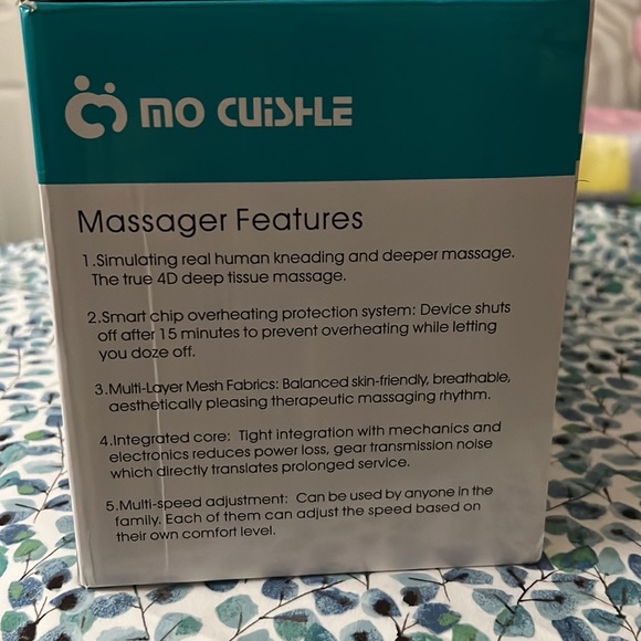 MoCuishle Back Shoulder and Neck Massager with Heat - Picture 4 of 5